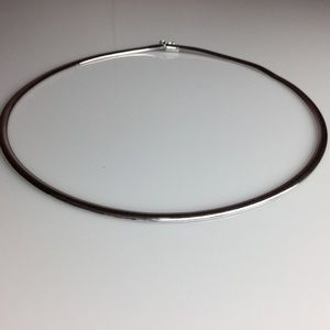 Italian 14k white gold omega necklace. (3mm, 17”).